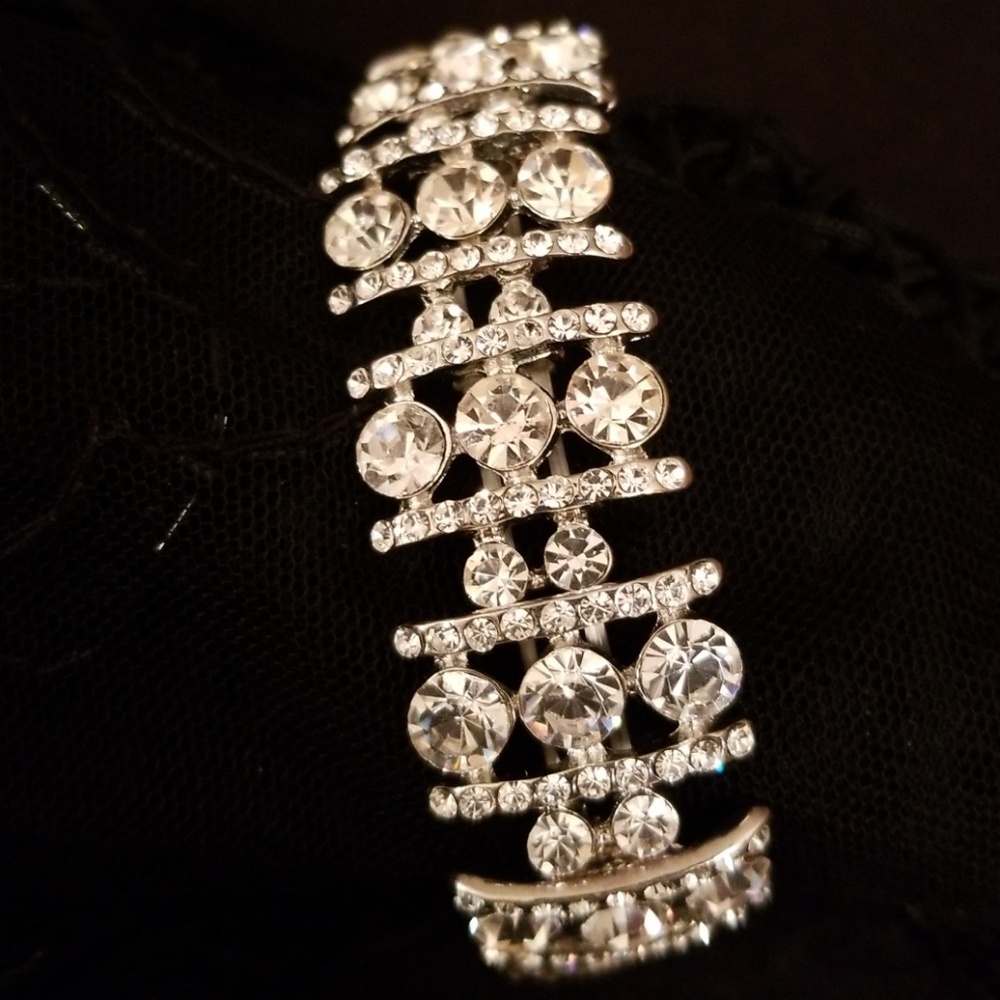 ♡Beautiful Bracelet with Bling